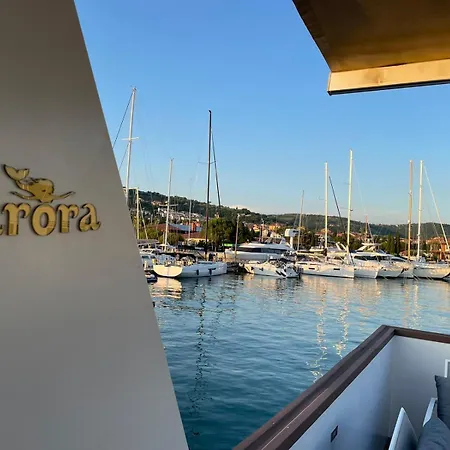 Floating Sea House Aurora * Portorose