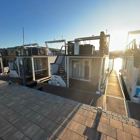 Floating Sea House Aurora Portorož
