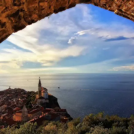 Floating Sea House Aurora * Portoroz