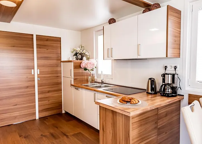 Floating Sea House Aurora * Portorož