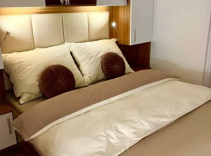 Floating Sea House Aurora