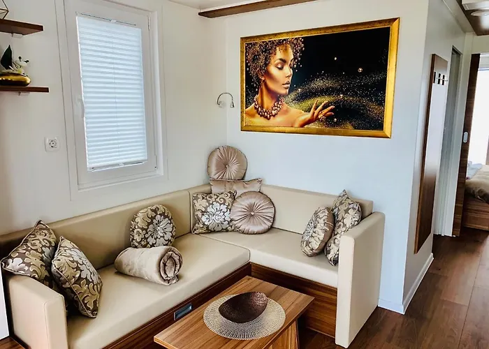 Casa de Férias Floating Sea House Aurora